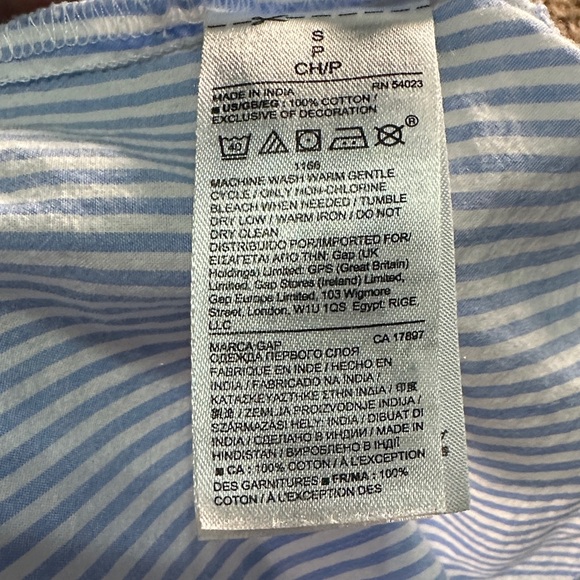 GAP Light Blue and White Striped embroidered Top Size S - Picture 9 of 9